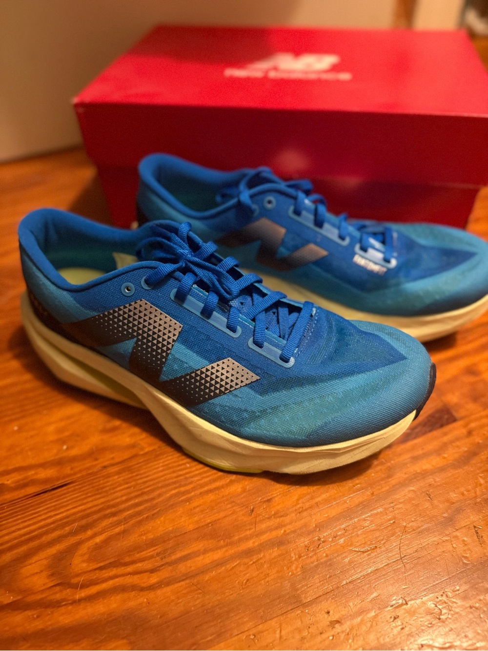 New Balance Men's Blue Mesh Running Sneakers